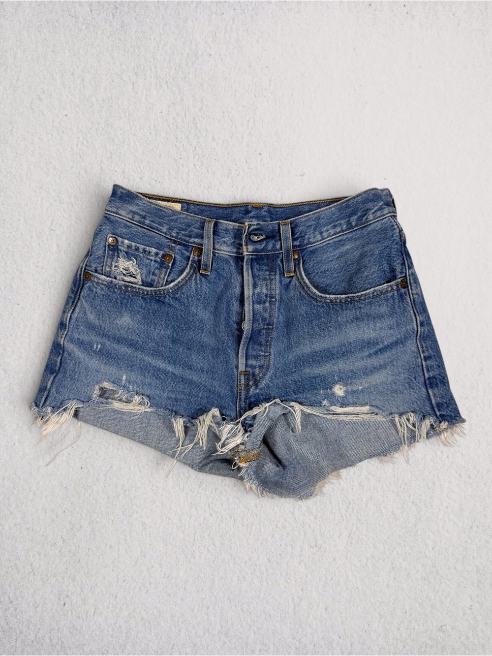 Levi’s 501 High-Rise Distressed Denim Shorts - Blue
